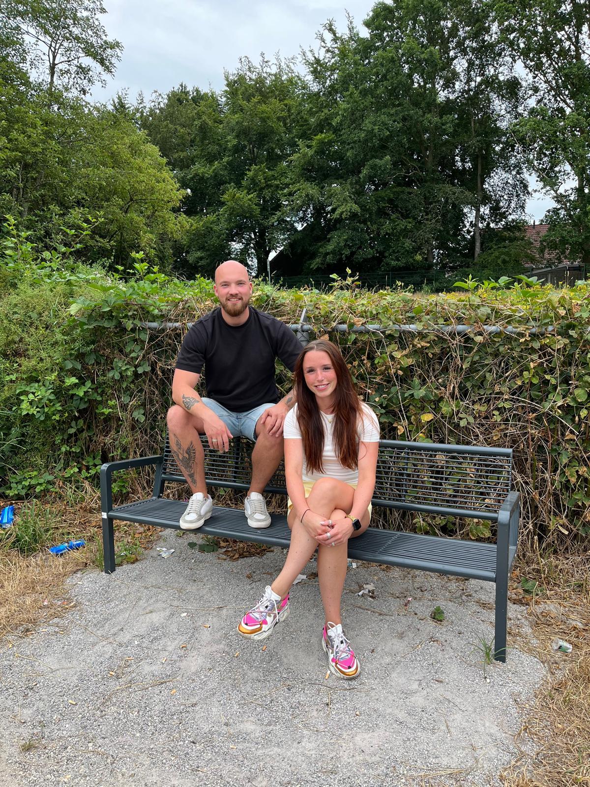 Deze zomer trekken opbouwwerkers Lars en Ilse de kernen in met Groet en Ontmoet